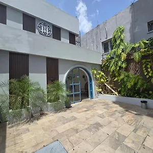 Hotel 53 Boutique, Saint-Domingue